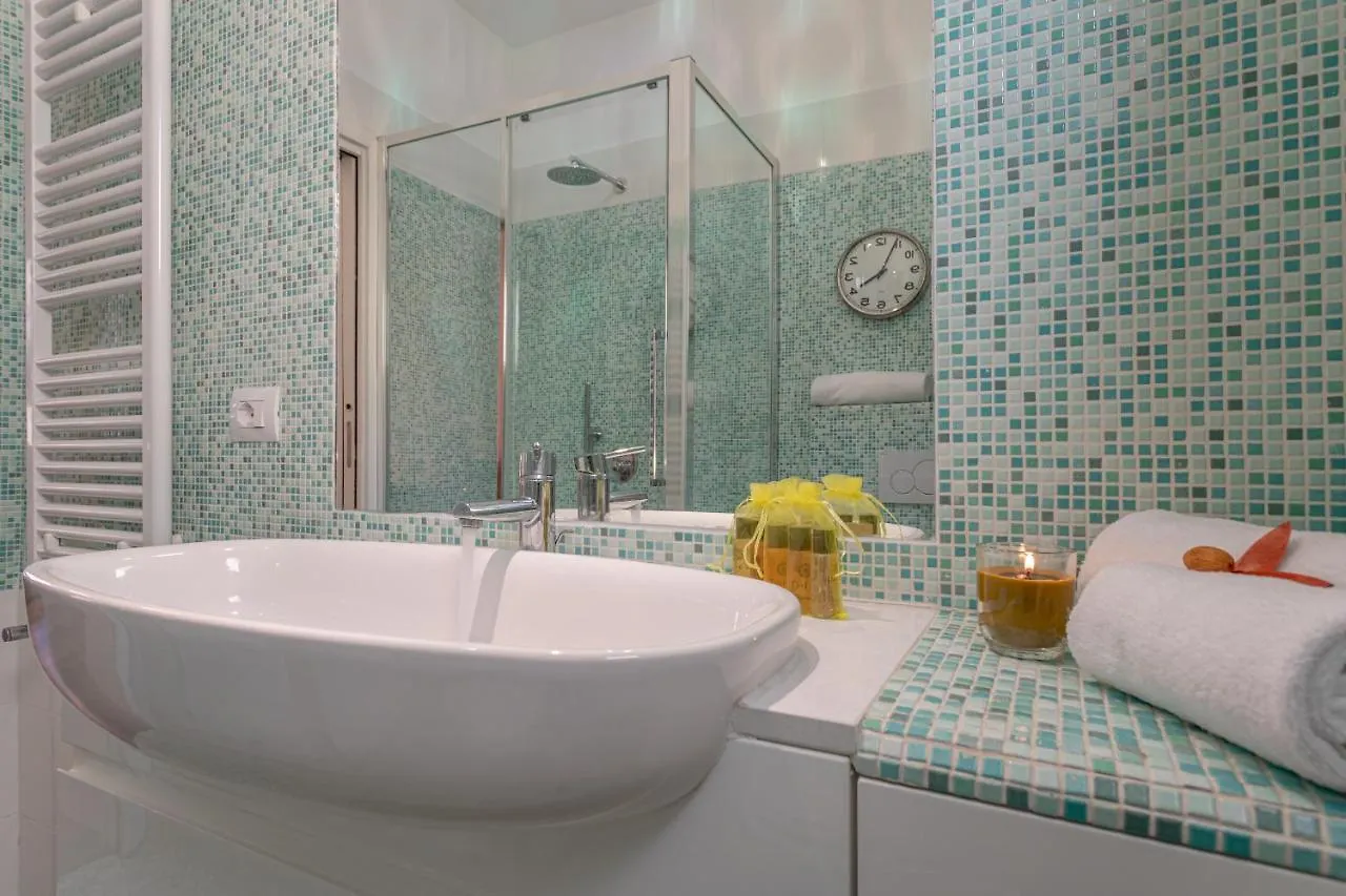 Emma - Lovely Suite In Trastevere Rome Apartment
