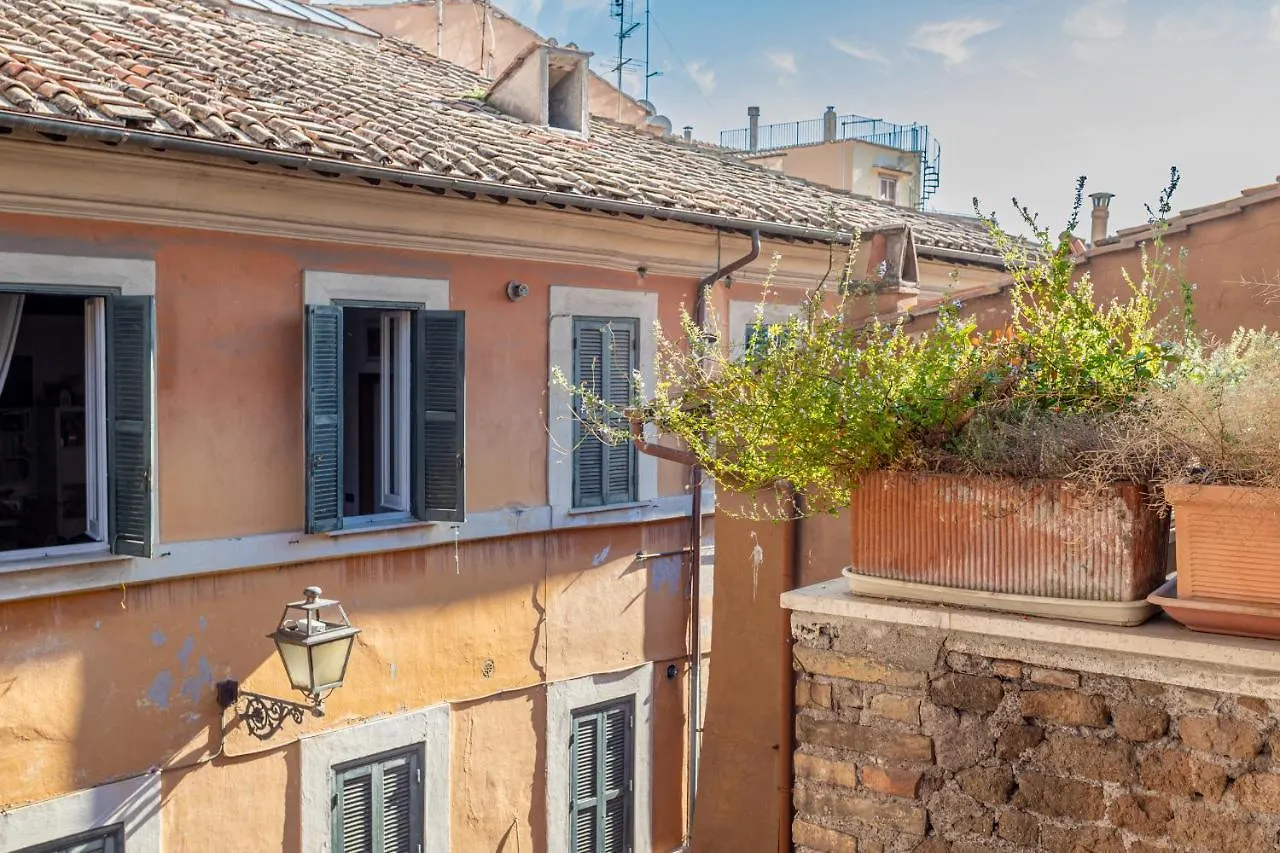 Emma - Lovely Suite In Trastevere Rome Italy